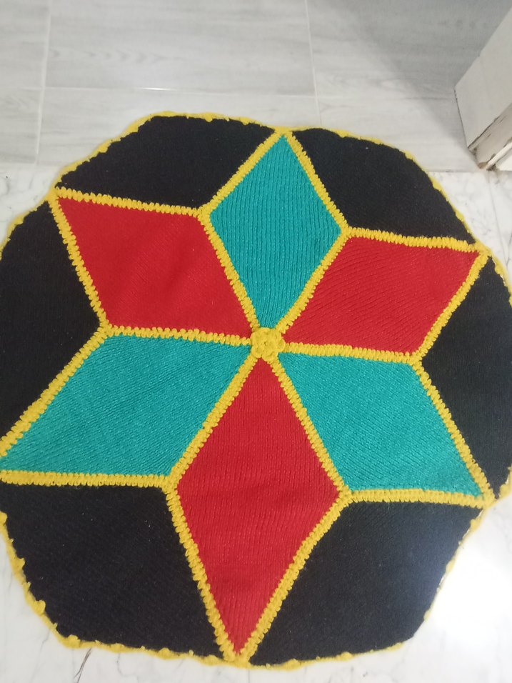 Renkli Nakışlı Örgü paspas - Görsel 2