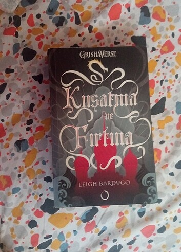 Grishaverse Leigh Bardugo ( Kuşatma ve Fırtına )