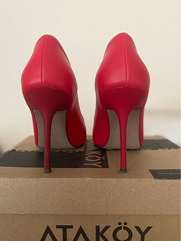 39 Beden kırmızı Renk Ataköy stiletto