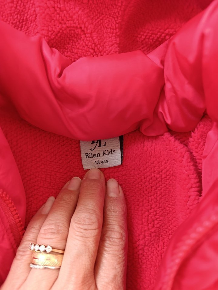 Çocuk Kırmızı Kürklü Kışlık Mont - Görsel 2