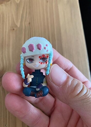 Beden Renk Demon slayer tengen uzui #figür #oyuncak#hobi 4 cm