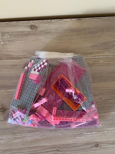 Lego oyuncak