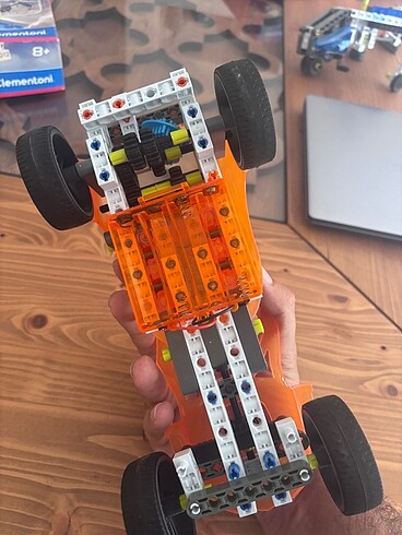 Diğer Teknik Lego araba