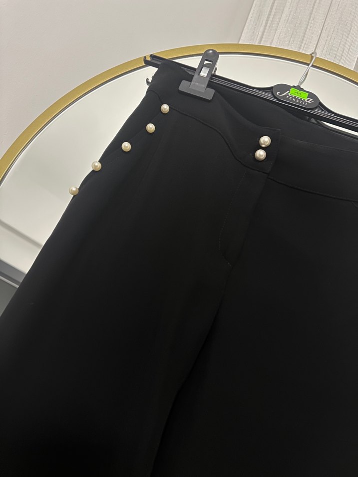 Düğmeli Siyah Kadın Kumaş Pantolon - Görsel 2