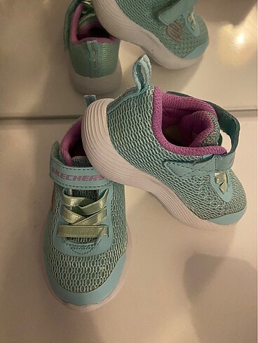 Kız bebek spor ayakkabısı