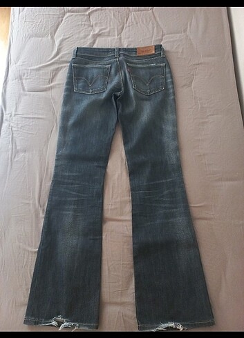 34 Beden Levi's BOOT CUT