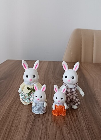 Sylvanian families tavşan ailesi 