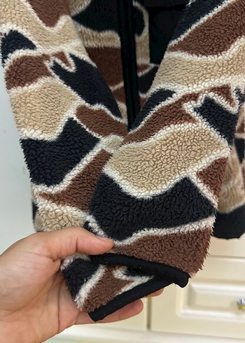 Kahverengi Kamuflaj Erkek Çocuk Peluş Ceket - Görsel 5