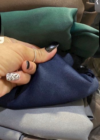 SIFIR TEK KANAT LACİVERT KARARTMA FON PERDE - Görsel 2