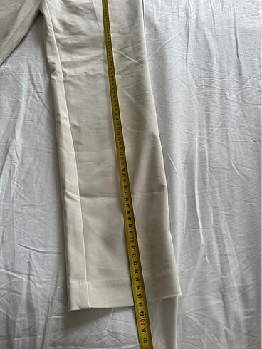 m Beden ten rengi Renk Yeni ve etiketli H&m pantalon