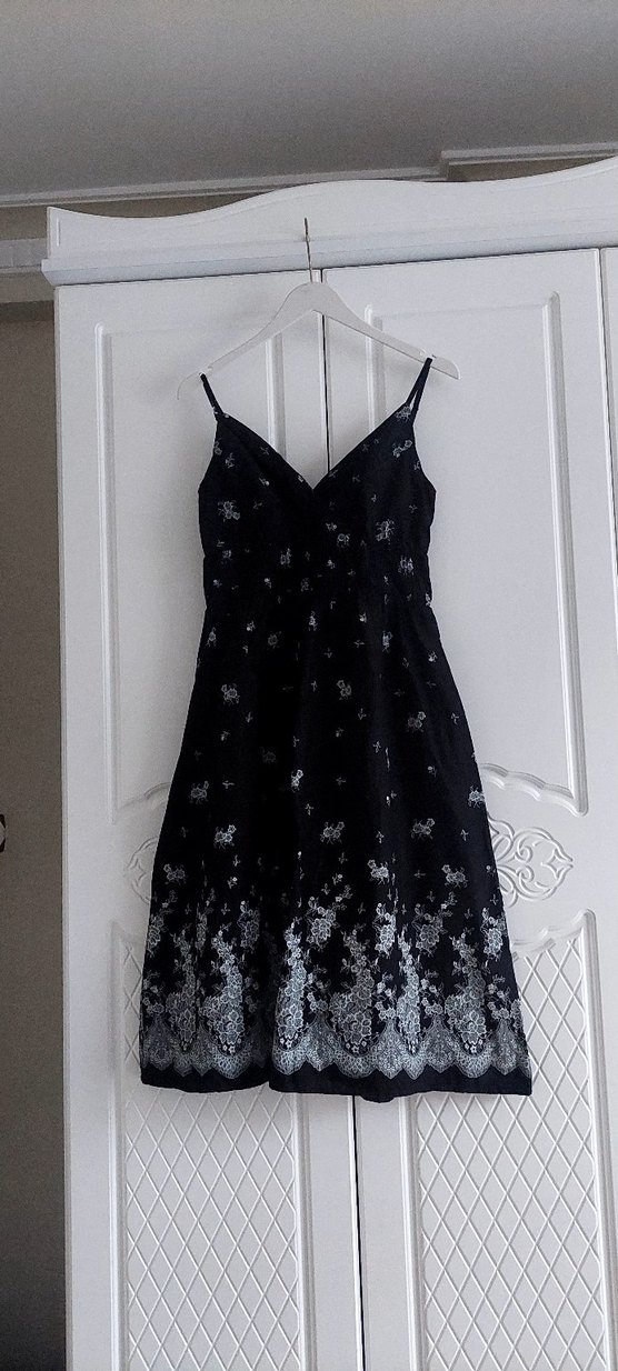 Siyah Dantelli Straplez Midi Gotik Elbise - Görsel 2