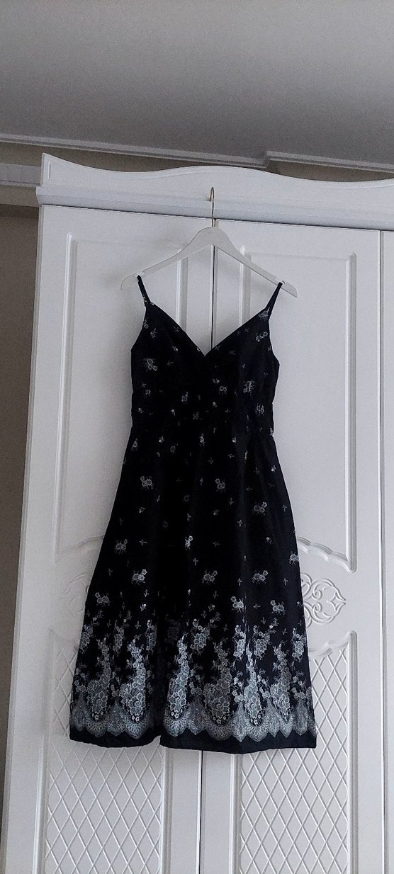 Siyah Dantelli Straplez Midi Gotik Elbise - Görsel 5