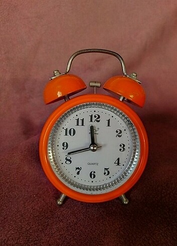 Quartz Turuncu Çalar Saat