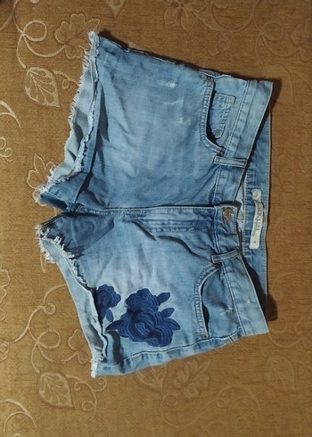 Nakışlı Mavi Kadın Mini Denim Şort