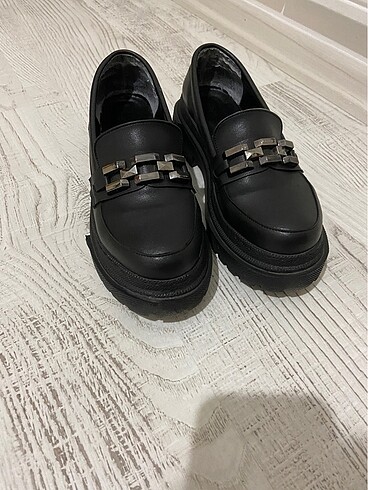 Siyah loafer ayakkabı