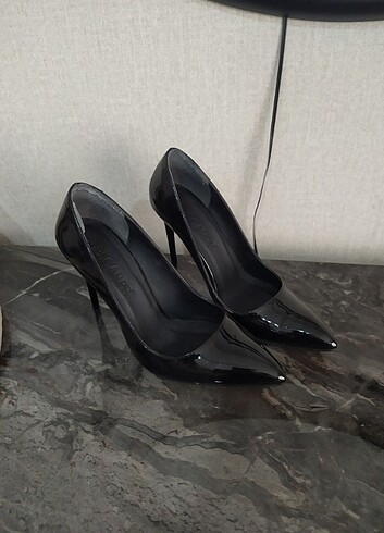 Diğer Stiletto 