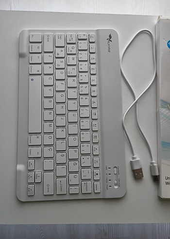 Beyaz Kablosuz Bluetooth Klavye - Görsel 6