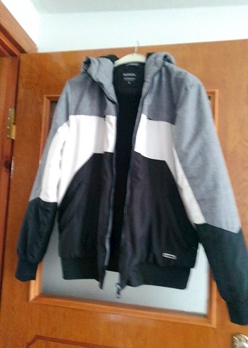 Gri Kapüşonlu Fermuarlı Erkek mont - Görsel 6