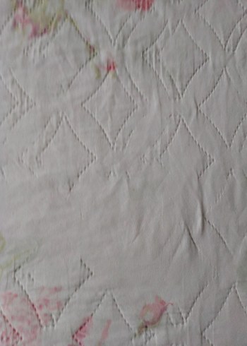 Pastel Çiçek Desenli Beyaz Yatak Örtüsü - Görsel 12