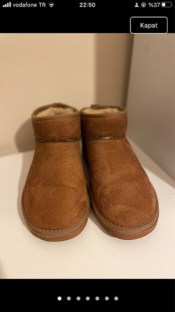 ugg bot