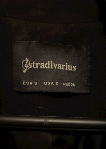 Düğmeli Siyah Klasik Kaban - Görsel 4