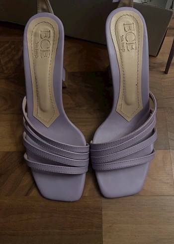 Mor Bağcıklı İnce Topuklu Kadın Sandalet - Görsel 3