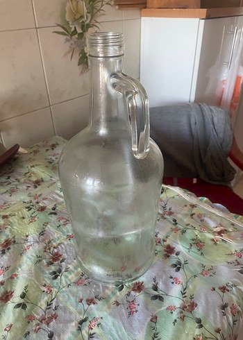 Cam Kulplu Şişe - Görsel 3