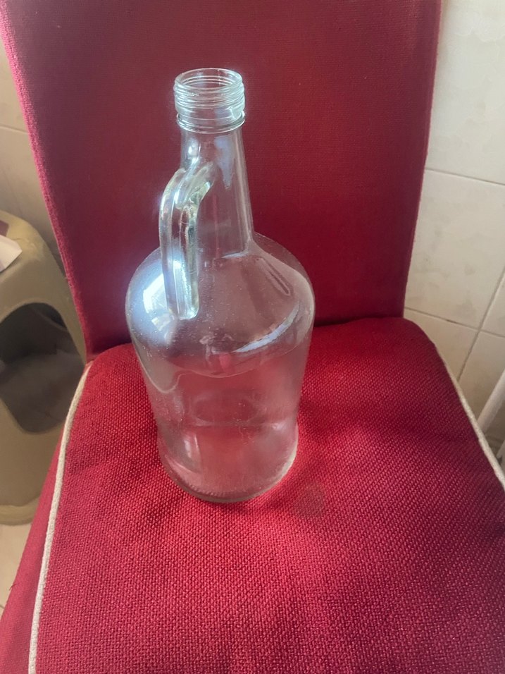 Cam Kulplu Şişe - Görsel 2