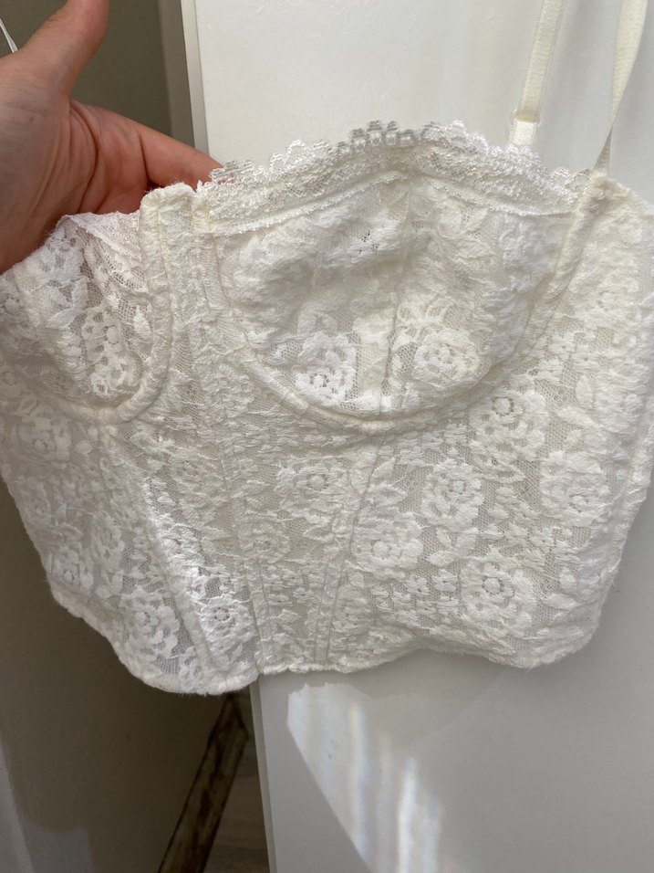 Dantel Detaylı Beyaz Büstiyer - Görsel 2