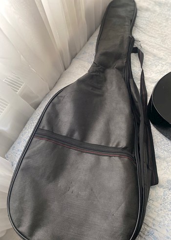 Klasik Siyah Gitar - Görsel 4