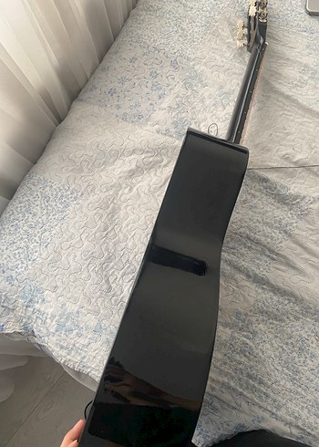 Klasik Siyah Gitar - Görsel 3