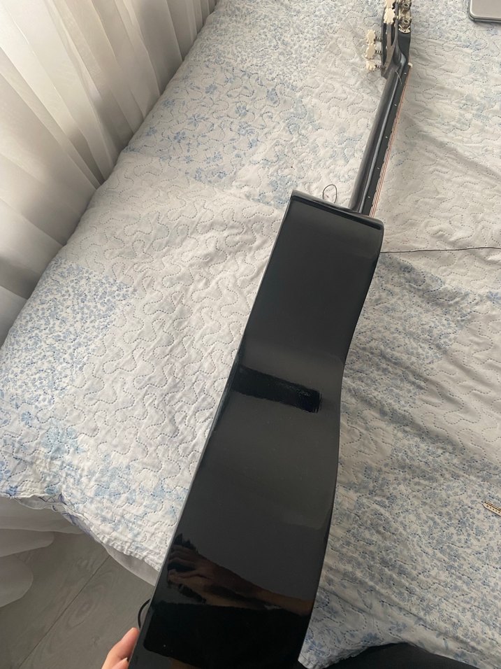 Klasik Siyah Gitar - Görsel 3