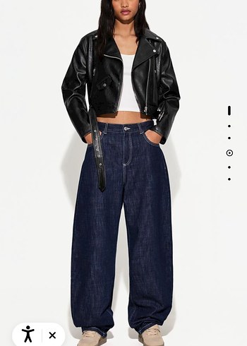 Kemer Detaylı Siyah Mini Deri Biker Ceket - Görsel 5