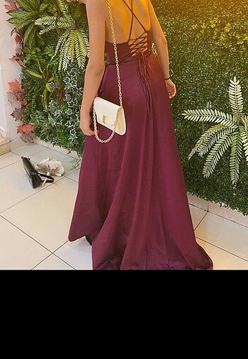 LAFABA Volanlı yırtmaçlı saten mürdüm mezuniyet abiye - Görsel 4