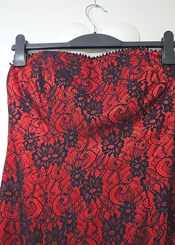 kırmızı dantel işlemeli midi gece elbisesi - Görsel 3