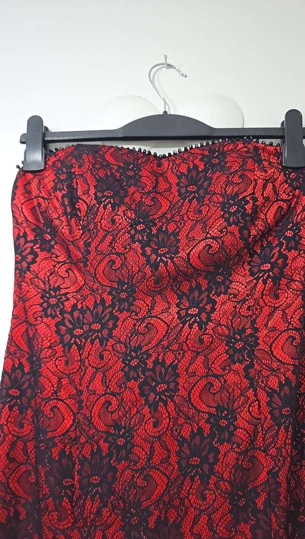 kırmızı dantel işlemeli midi gece elbisesi - Görsel 3