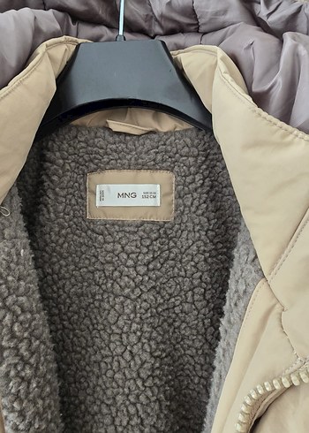 MANGO 11 12 YAS Bej Kapüşonlu Erkek mont fermuar ve çıtçıtlı - Görsel 3
