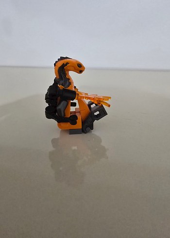 NİNJAGO YILAN ADAM Turuncu Lego Figür - Görsel 5