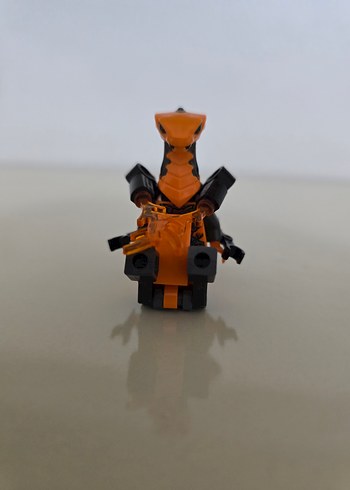 NİNJAGO YILAN ADAM Turuncu Lego Figür - Görsel 4