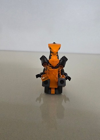 NİNJAGO YILAN ADAM Turuncu Lego Figür - Görsel 8