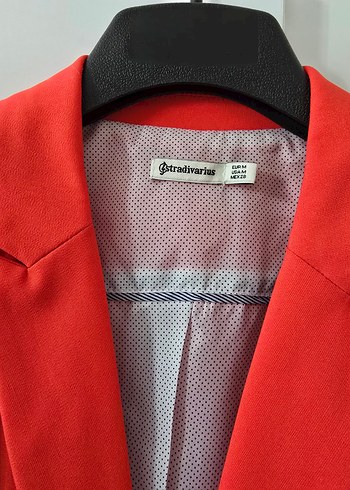 STRADİVARUS NARÇİÇEĞİ Düğmeli Kadın Blazer Ceket - Görsel 3