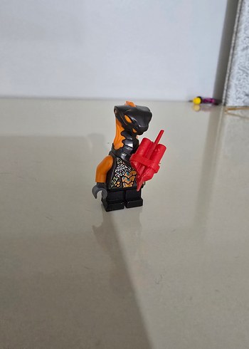 NİNJAGO SERPENTİNE YILAN KABİLESİ Turuncu Siyah Lego Yılan Figür - Görsel 2