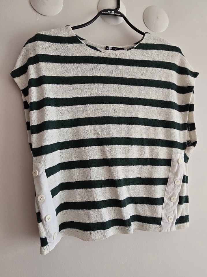 ZARA Düğmeli Gri Çizgili Kadın Kısa Kollu Tişört - Görsel 2