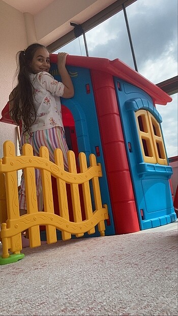 Pilsan bahçe park oyun evi