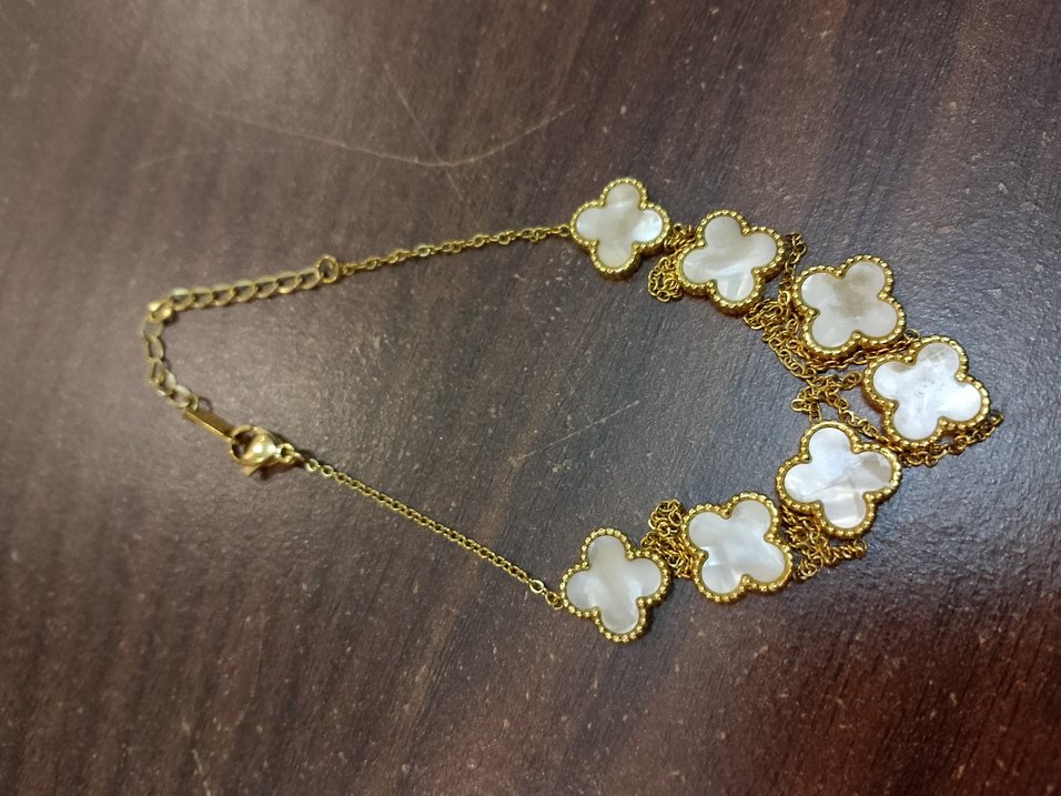 Uzun Zincir Detaylı Altın Renk Kadın Kolye - Görsel 3