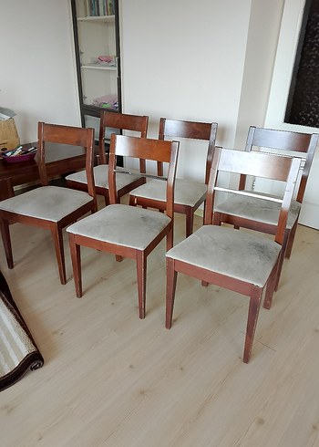 Kahverengi Ahşap Sandalyeler, krem rengıDöşemeli - Görsel 2