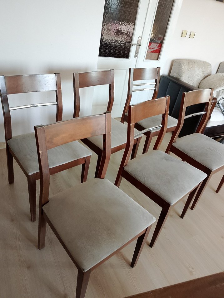 Kahverengi Ahşap Sandalyeler, krem rengıDöşemeli - Görsel 5