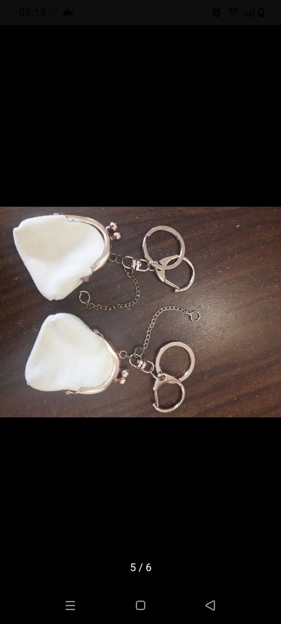 Parlak Beyaz Zincir Detaylı Kadın Anahtarlık - Görsel 4