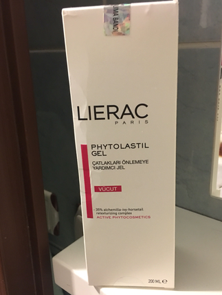 Diğer Lierac çatlak önleyici jel