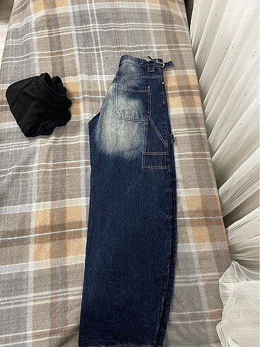38 Beden Bershka carpanter pantolon